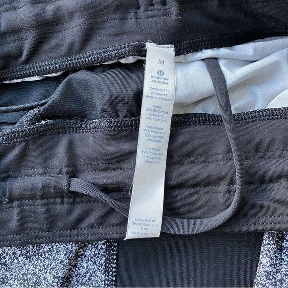 Lululemon Men's T.H.E. Short linerless size Medium - Picture 7 of 12